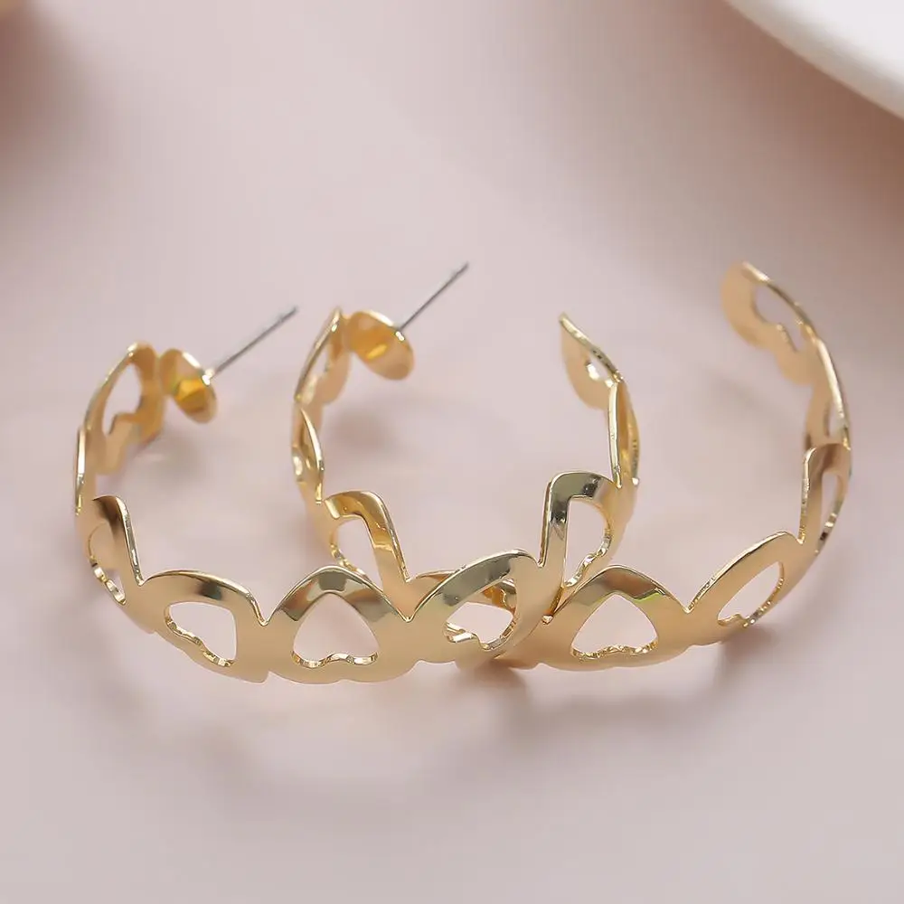 Wzrok.Z koreański hollow, miłość, Serce, Hoop kolczyki punk złoty kolor półkole zawias kolczyki dla kobiet biżuteria akcesoria