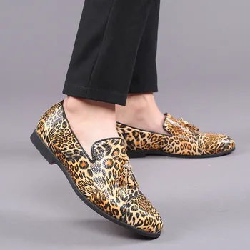 2020 luksusowe męskie skórzane buty moda frędzlami леопардовые mokasyny mężczyźni Slip-on Party obuwie duże rozmiary 38-48 dropshipping