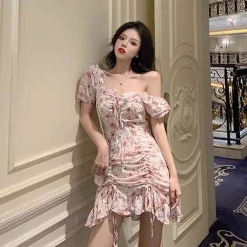 2021 Moda Lato Z Ramienia Muszka Słodki Potargane Nanoszone Sexy Klubowe Mini-Sukienki Kobiety Koreański Druku Szyfonowa Sukienka 9818