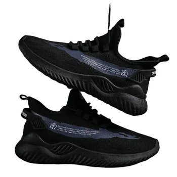 2021 Nowa wiosna jesień oddychająca siatka lekka męskie buty sportowe do biegania męskie вулканизированная buty Zapatos De Hombre Man Shoes