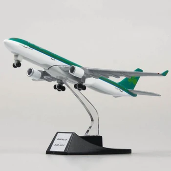 Kolekcjonerskie 13 cm model samolotu zabawki Ireland airlines 330 a330 model samolotu do odlewania pod ciśnieniem stopu tworzywa sztucznego samolot prezenty dla dzieci