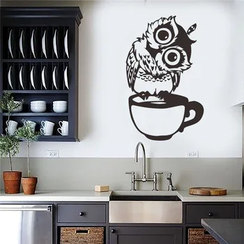 Kreskówka Sowa na kubku naklejki na ścianę kawy dekoracyjne naklejki do kuchni, jadalni winylowe naklejki do kawy, bar, wystrój domu
