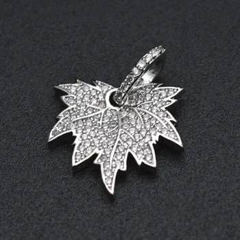 Metal miedź kształt liść klonu Urok wisiorek biżuteria dokonanie dostaw CZ koraliki betonowa wnioski 10szt za lot