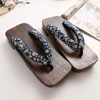 Nowa letnia moda mężczyźni Chiny geta Drewniaki klasyczne drewniane pantofle męskie klapki Męskie buty na platformie drukowanie drzewa mężczyźni sandały geta