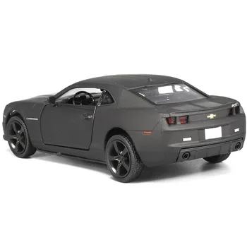 Nowy Licencjonowany Odlewana Pod Ciśnieniem Metalowy Model Samochodu W Skali 1:36 Do Kolekcji Chevrolet Camaro Alloy Model Pull Back Toys Car Matte Black