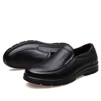 NPEZKGC 2020 Nowa Casual buty ze skóry wołowej skóry Zimowe męskie лоферы Slip On Fashion Driving Loafer mokasyny pluszowe buty Męskie