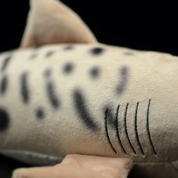 Prawdziwe życie Leopard shark rekin faszerowana pluszowe zabawki dla dzieci prezent na boże Narodzenie ładny symulator Galeocerdo cuvier miękka lalka ryby morskie zwierzęta