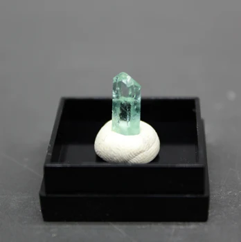 Rzadki naturalny Akwamaryn kamień mineralne próbki kamieni i kryształów lecznicze kryształy kwarcu kamienie rozmiar kartonu 3,4 cm