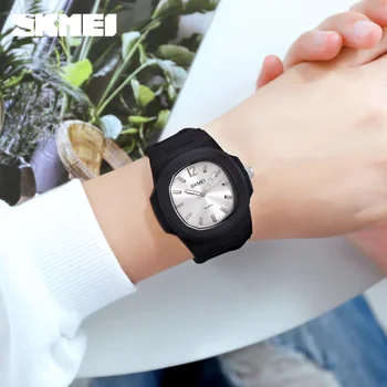 SKMEI teksturowane kwarcowy zegarek dla chłopców, dla dziewczyn Modne wodoodporne męskie zegarek damski Personality fajne zegarki montre homme 1717
