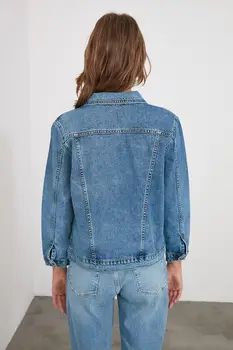 Trendyol Stitch Detail jeansowa kurtka TWOAW21CE0302
