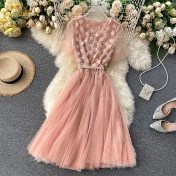 Young Gee Summer Sweet Lace 3D kwiatowe sukienki 2020 damska z krótkim rękawem O-neck A-line Flare Party perły pas sukienki Vestidos